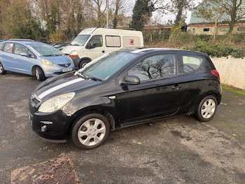 Used Hyundai i20 2011 for sale - 77083842: Photo