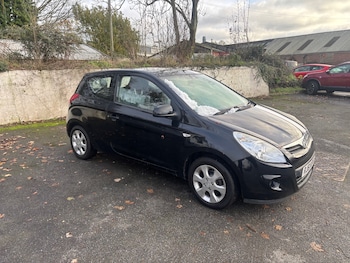 Used Hyundai i20 2011 for sale - 77083842: Photo