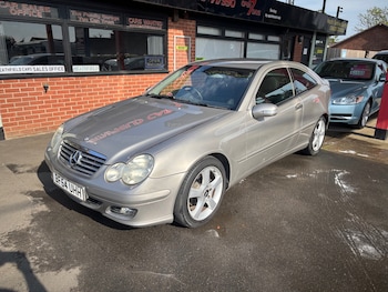 Used Mercedes-Benz C Class 2004 for sale - 77791204: Photo