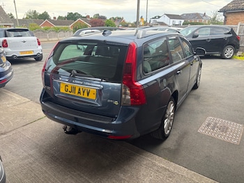 Used Volvo V50 2011 for sale - 78727933: Photo
