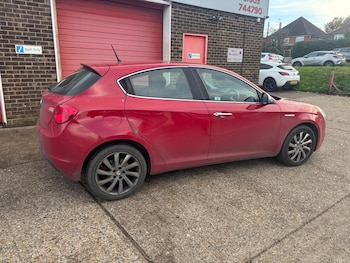 Used Alfa Romeo Giulietta 2010 for sale - 76526475: Photo
