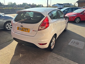 Used Ford Fiesta 2014 for sale - 79240094: Photo