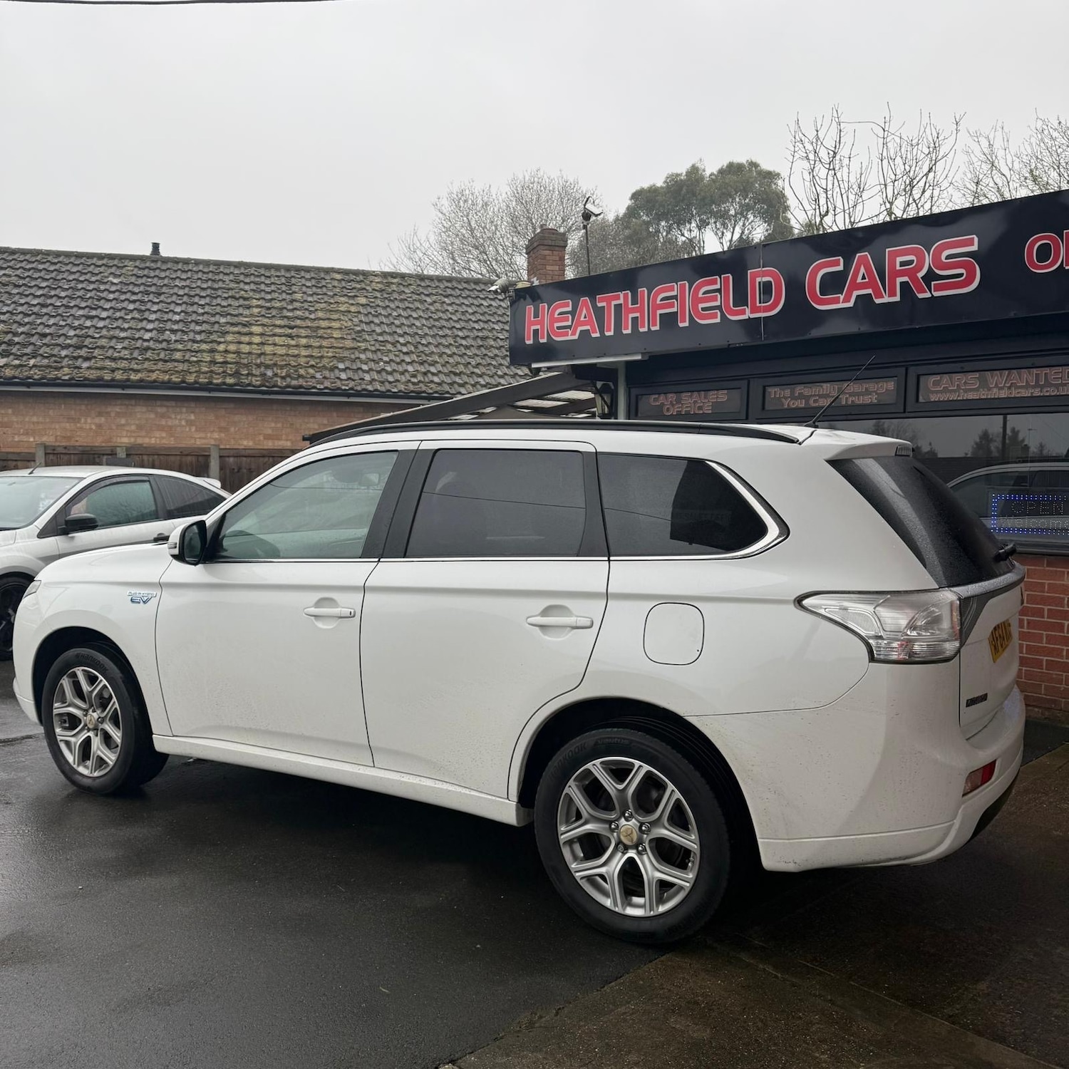 Used Mitsubishi Outlander 2014 for sale - 77605538: Photo 2