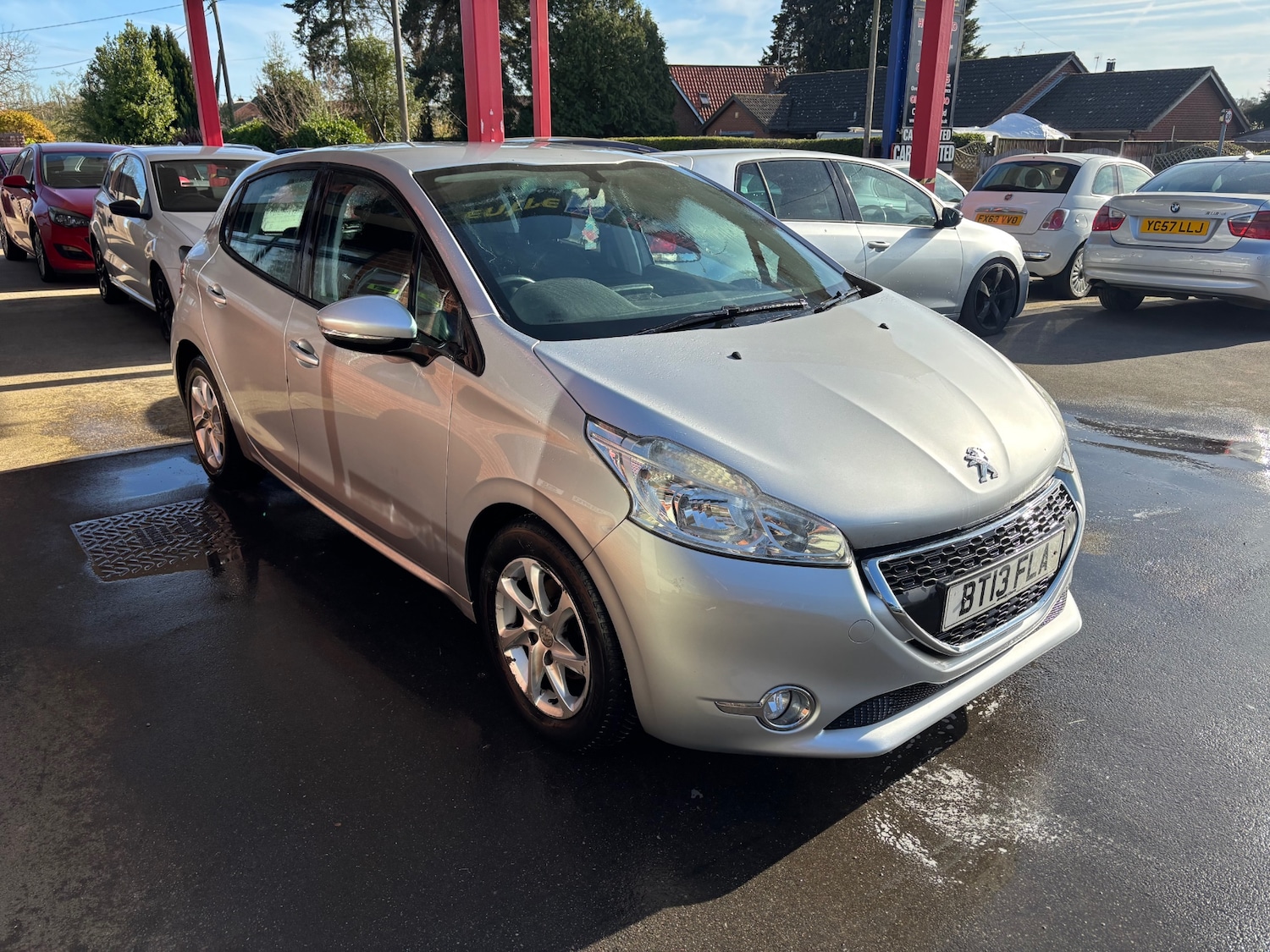 Used Peugeot 208 2013 for sale - 78144811: Photo 3