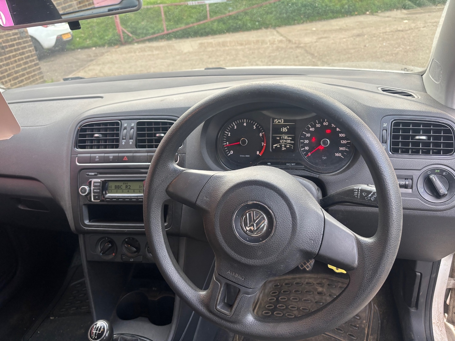 Used Volkswagen Polo 2010 for sale - 76526468: Photo 4