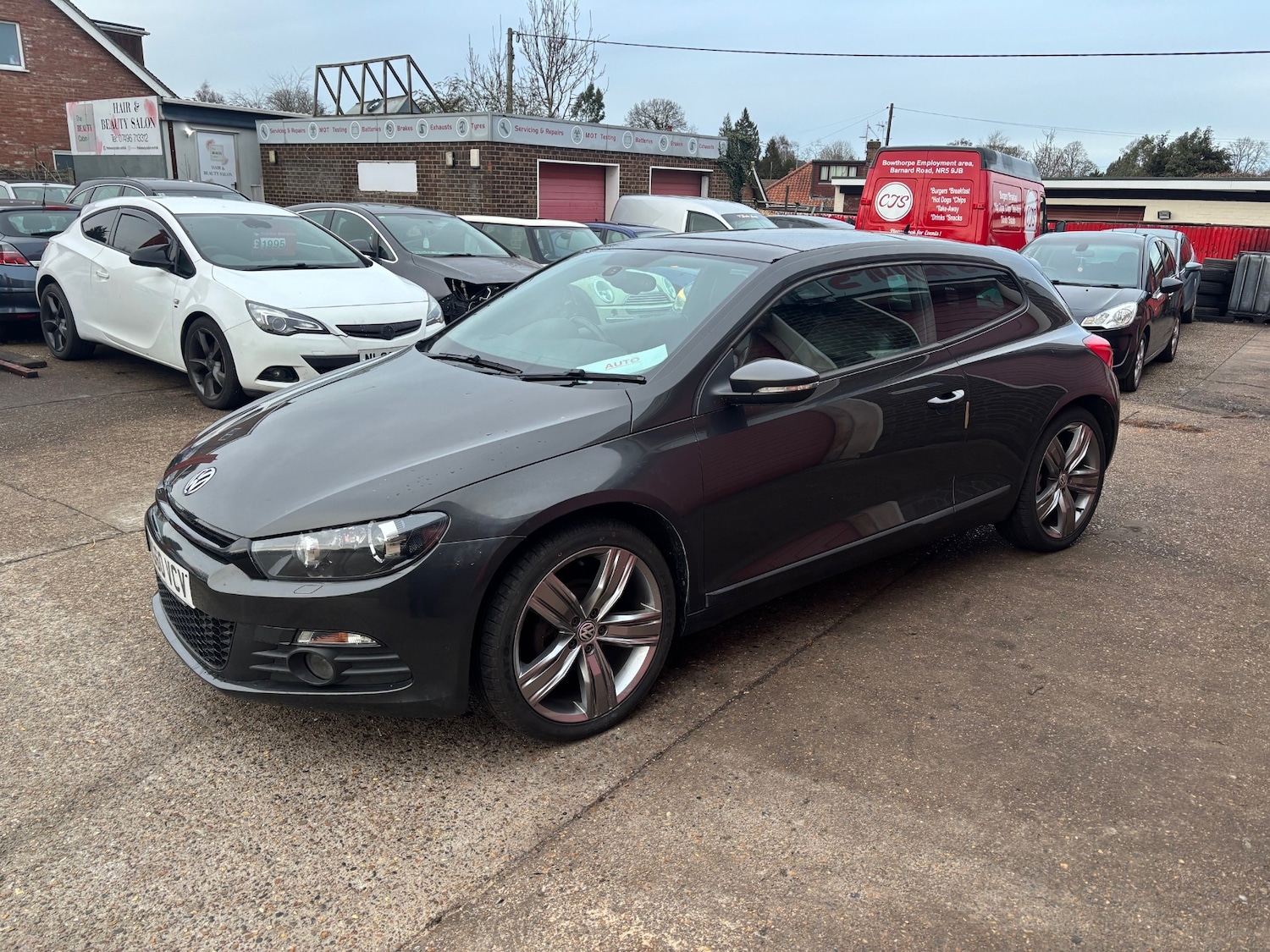 Used Volkswagen Scirocco 2010 for sale - 77084029: Photo 2