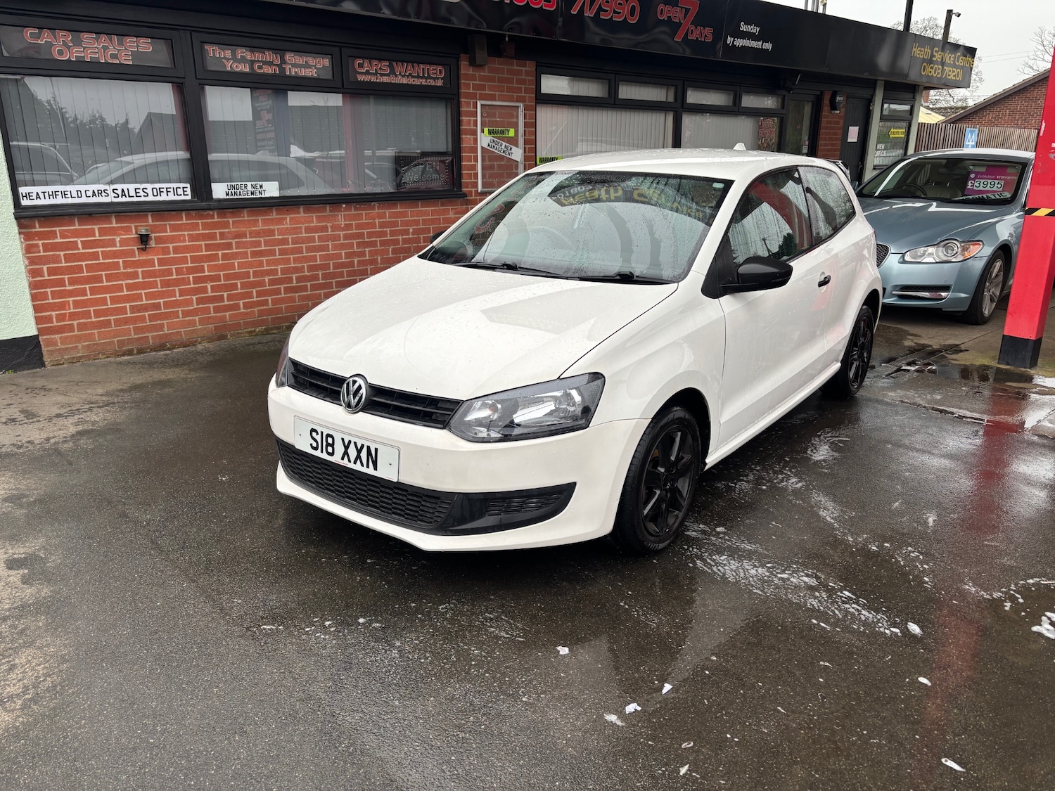 Used Volkswagen Polo 2011 for sale - 77797578: Photo 2