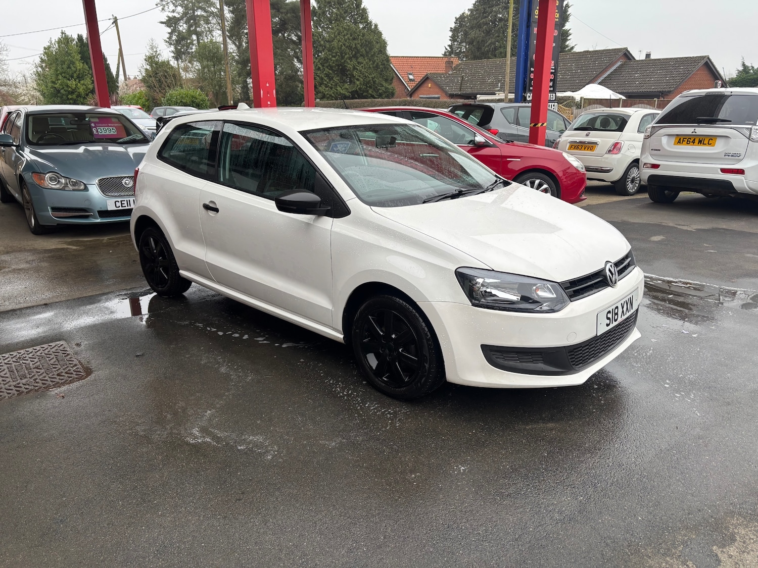 Used Volkswagen Polo 2011 for sale - 77797578: Photo 3