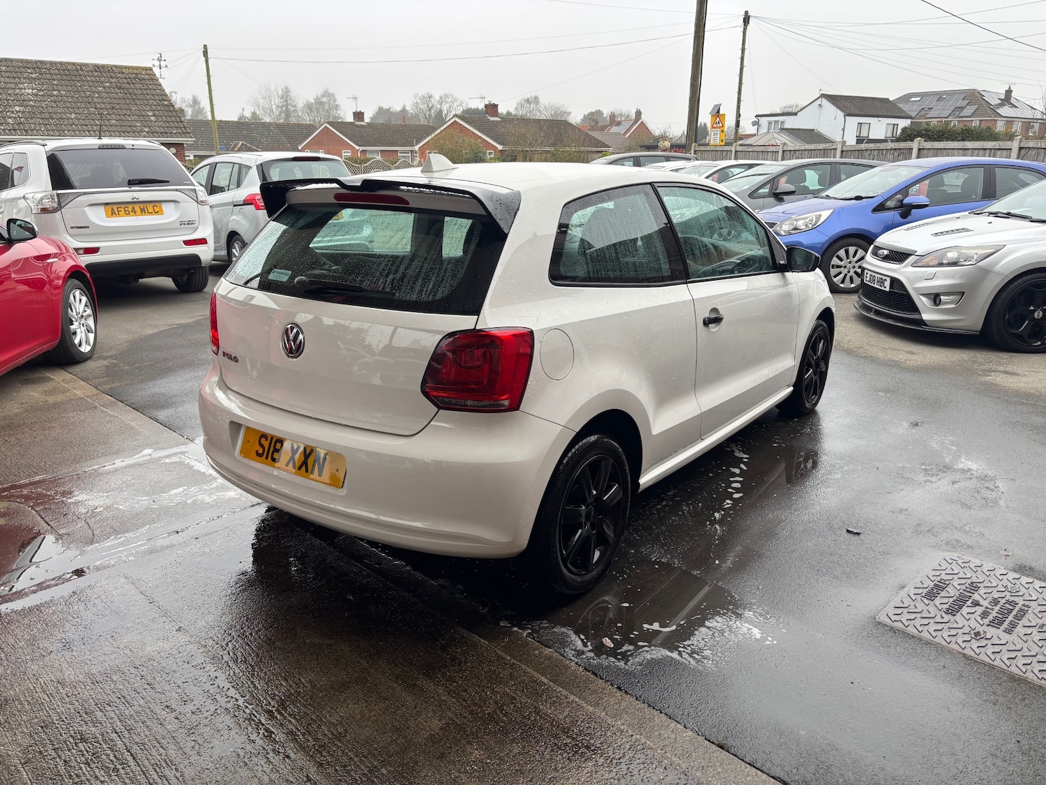 Used Volkswagen Polo 2011 for sale - 77797578: Photo 4