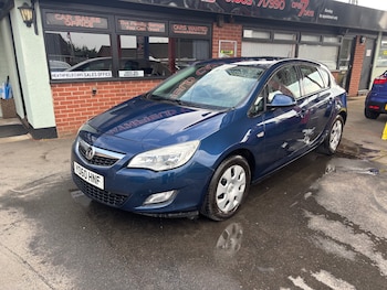 Used Vauxhall Astra 2010 for sale - 77980191: Photo