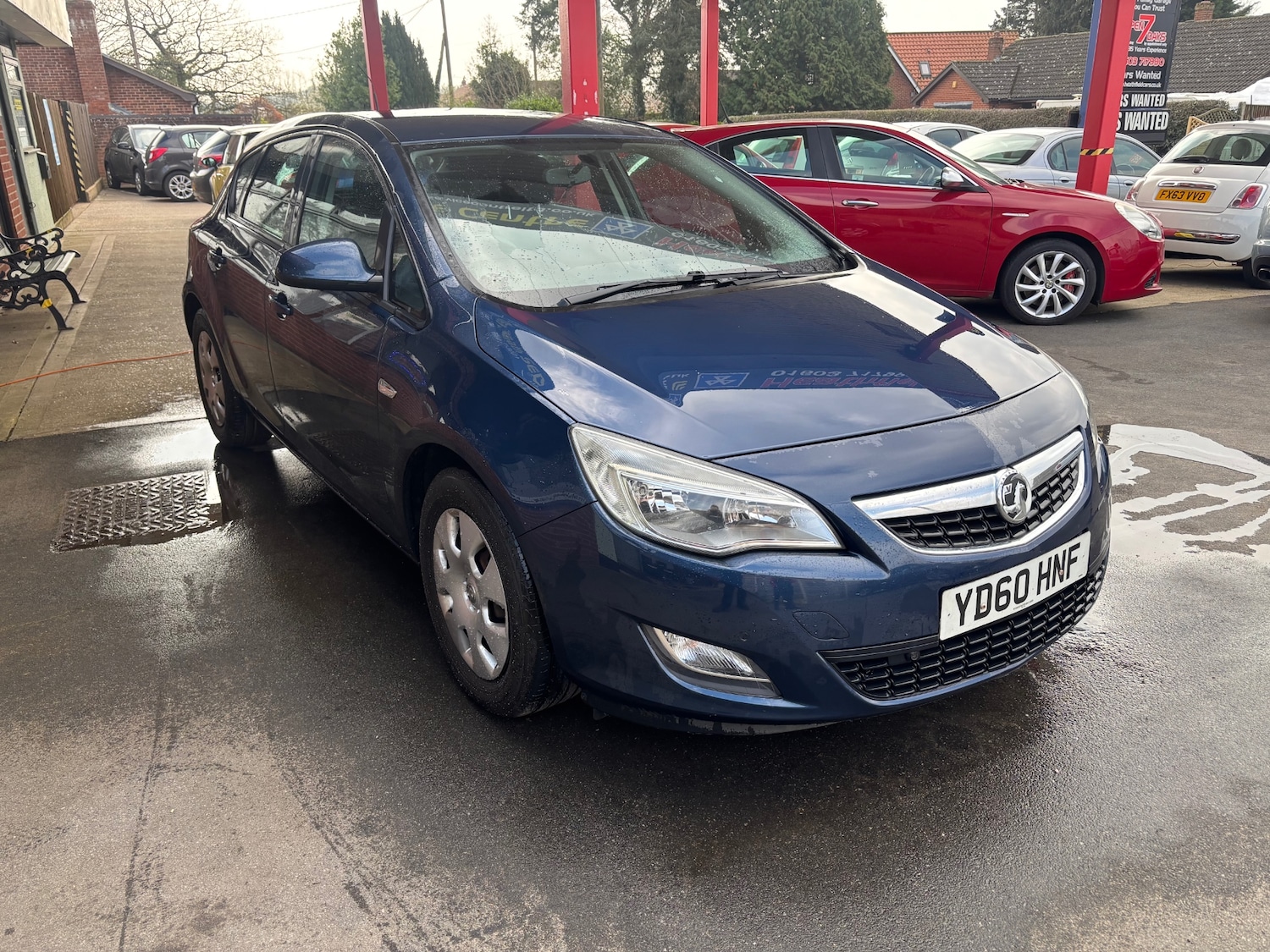 Used Vauxhall Astra 2010 for sale - 77980191: Photo 3