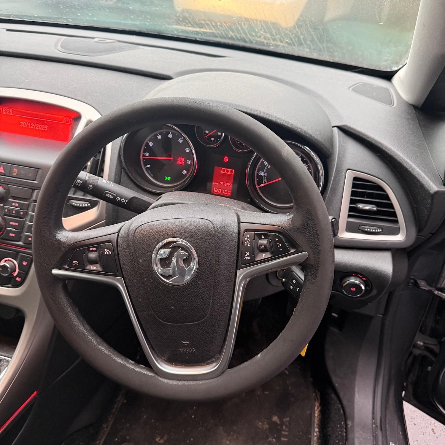 Used Vauxhall Astra 2010 for sale - 77083695: Photo 7