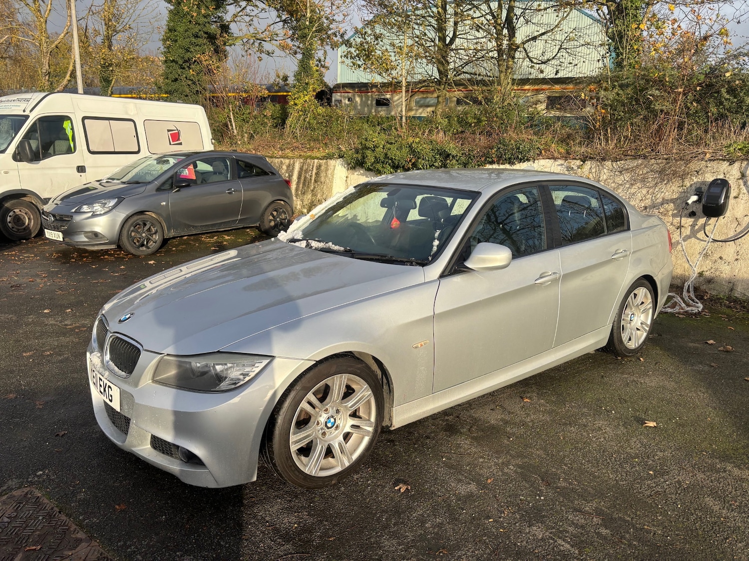 Used BMW 3 Series 2011 for sale - 77083708: Photo 2