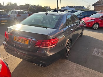 Used Mercedes-Benz E Class 2015 for sale - 79608742: Photo