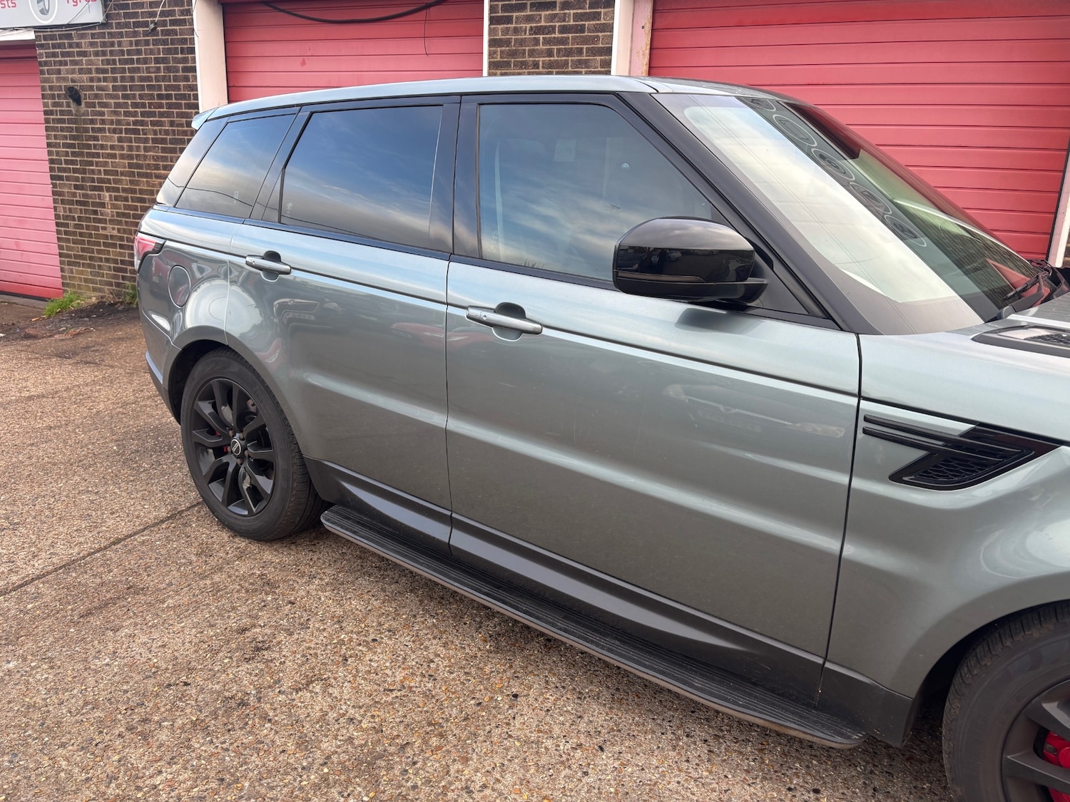 Used Land Rover Range Rover Sport 2016 for sale - 76449666: Photo 4