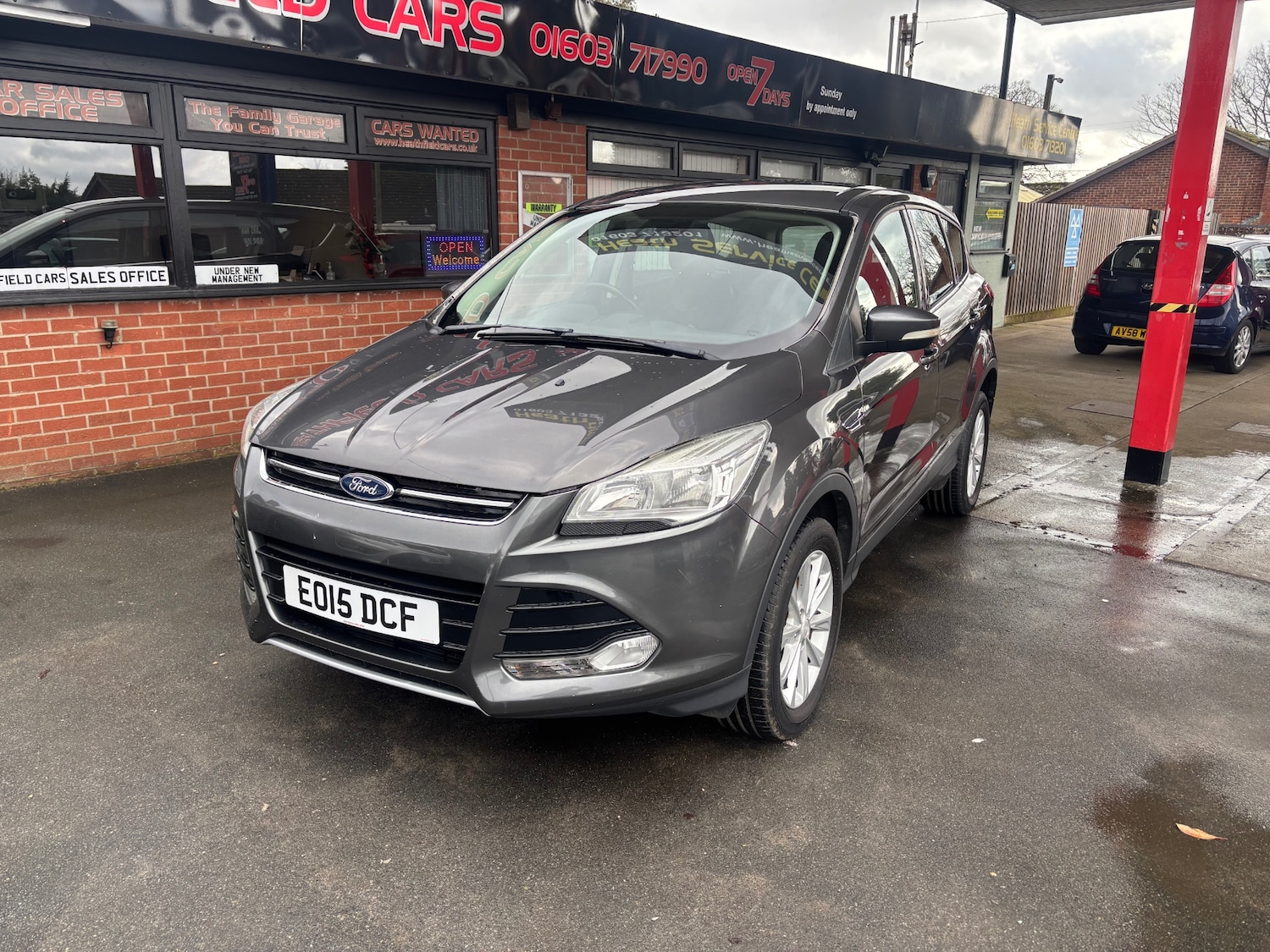 Used Ford Kuga 2015 for sale - 77622583: Photo 2