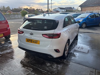 Used Kia Ceed 2019 for sale - 77791211: Photo