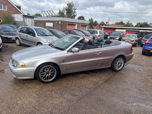 Used Volvo C70 2003 for sale - 76177469: Photo 4