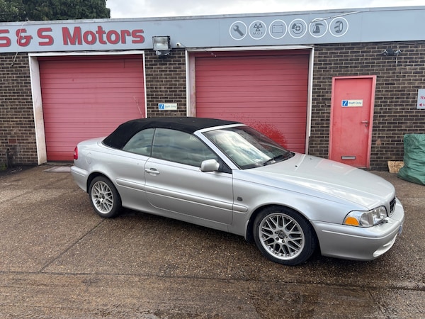 Used Volvo C70 2003 for sale - 76177469: Photo 6
