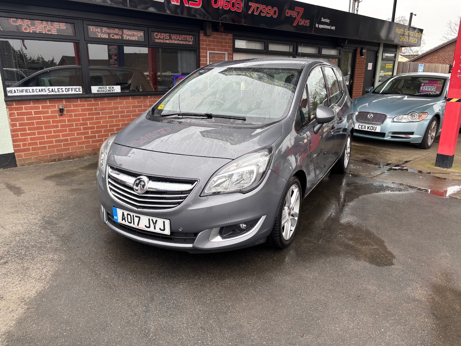 Used Vauxhall Meriva 2017 for sale - 77796813: Photo 2