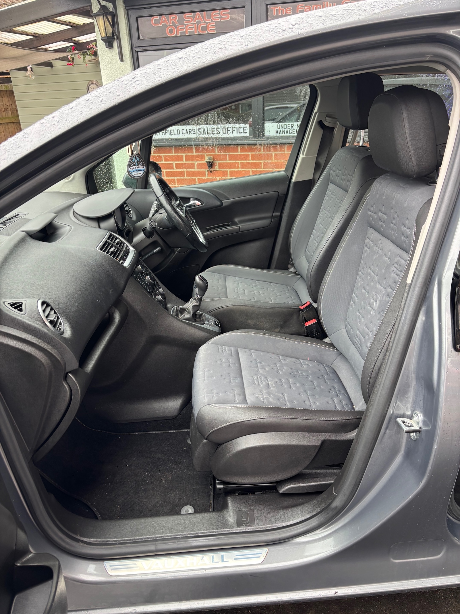 Used Vauxhall Meriva 2017 for sale - 77796813: Photo 8