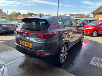 Used Kia Sportage 2016 for sale - 79711357: Photo
