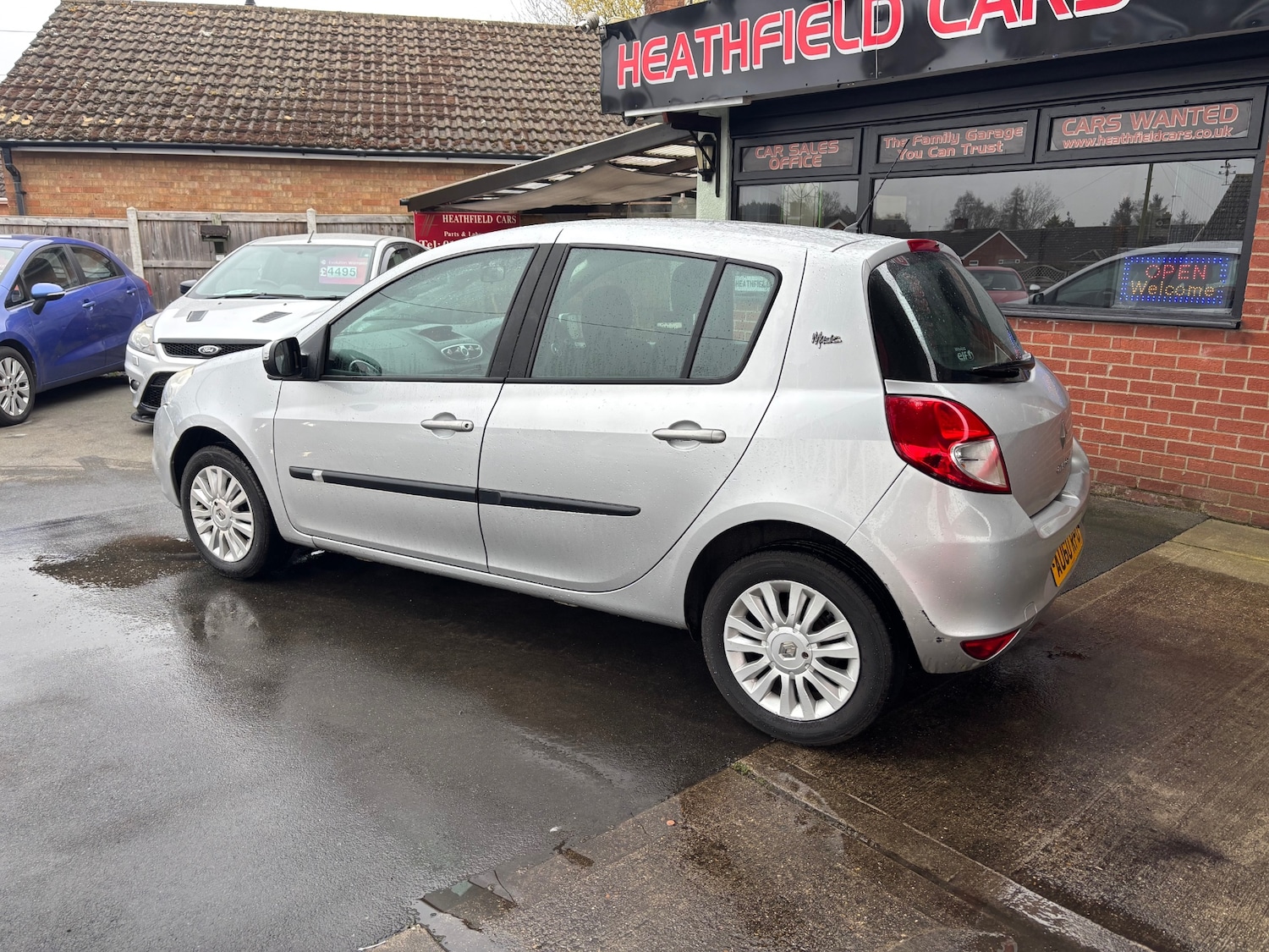 Used Renault Clio 2010 for sale - 77797093: Photo 5