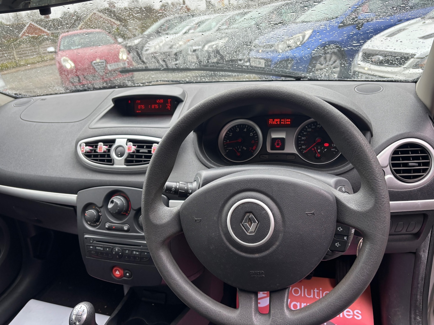 Used Renault Clio 2010 for sale - 77797093: Photo 8