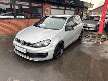 Used Volkswagen Golf 2009 for sale - 78456733: Photo