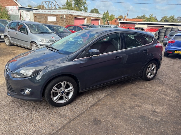 Used Ford Focus 2014 for sale - 76177323: Photo 4