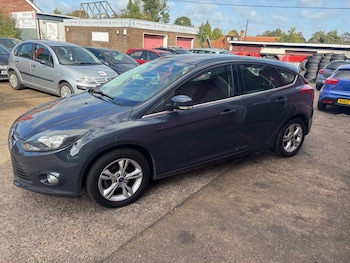 Used Ford Focus 2014 for sale - 76177323: Photo 4