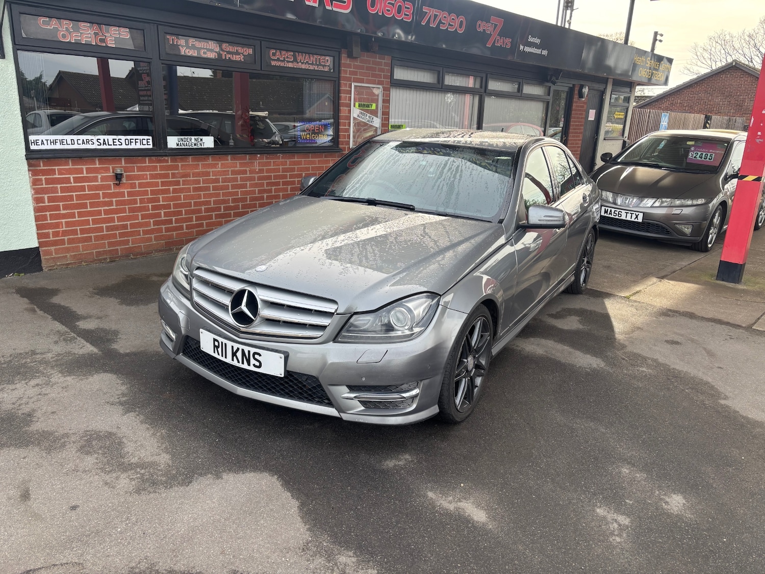 Used Mercedes-Benz C Class 2013 for sale - 78060461: Photo 2