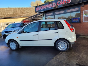 Used Ford Fiesta 2003 for sale - 77760854: Photo