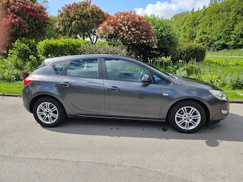 Used Vauxhall Astra 2010 for sale - 78559147: Photo