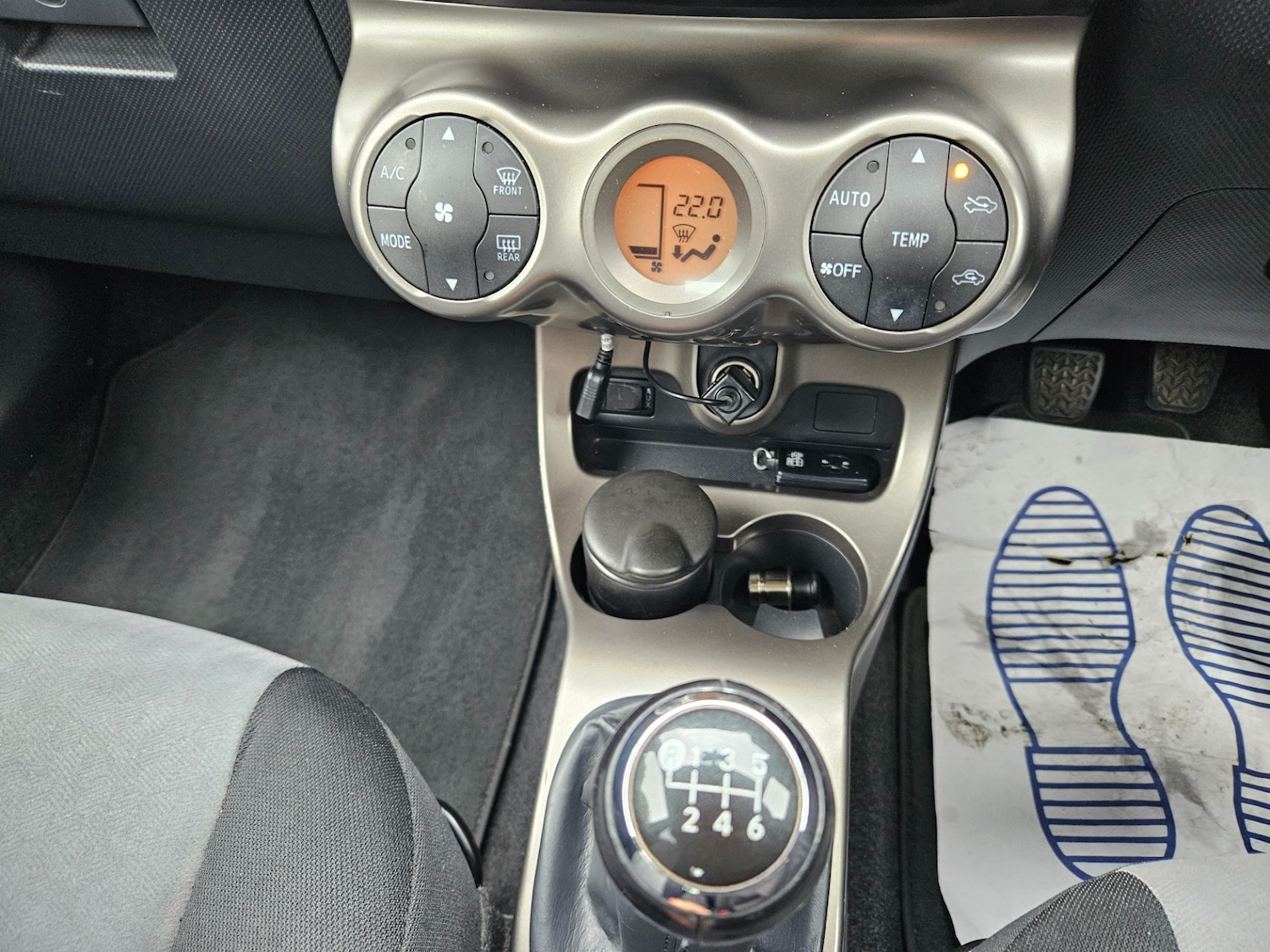 Used Toyota Urbancruiser 2011 for sale - 76225483: Photo 13