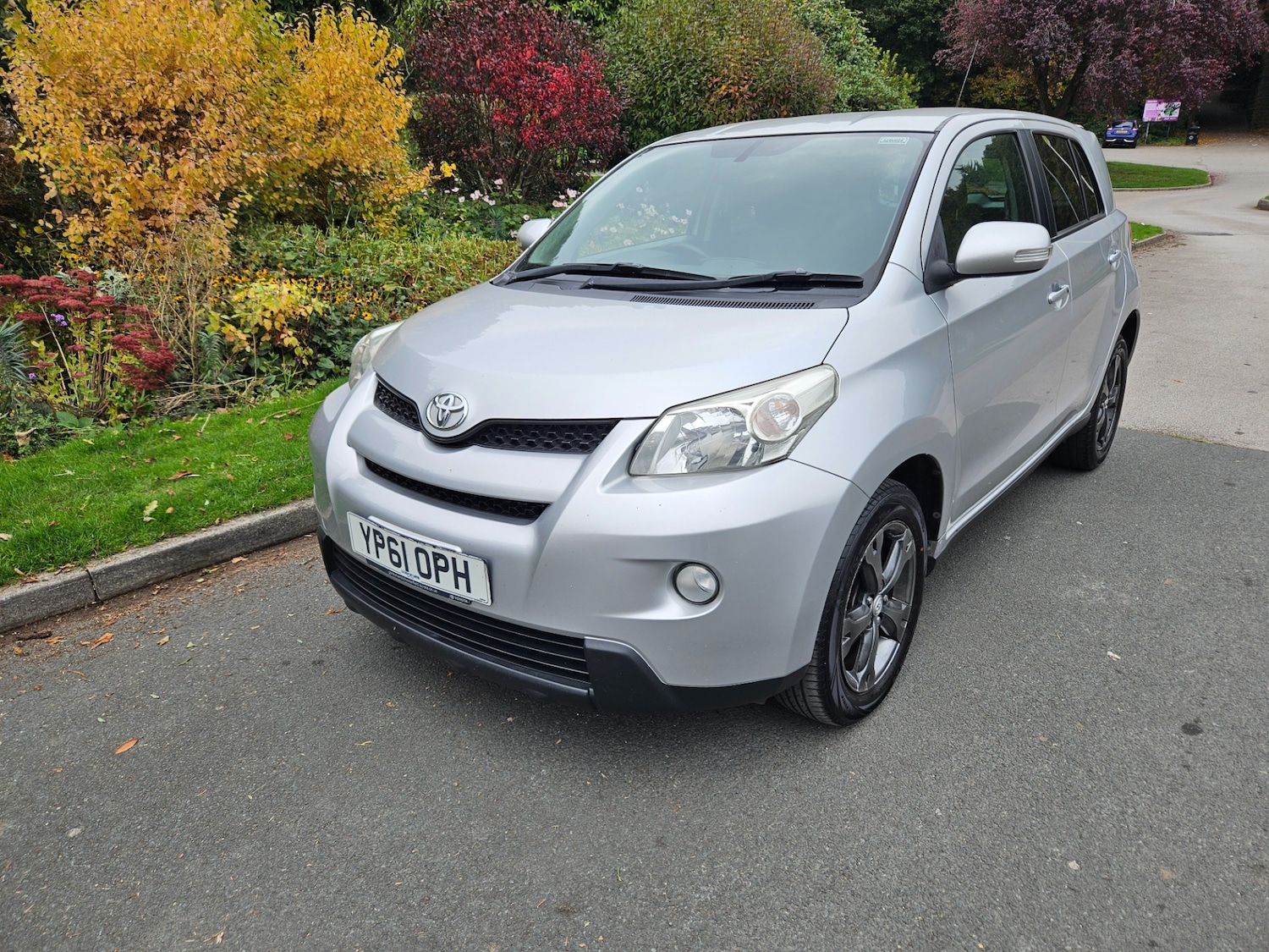 Used Toyota Urbancruiser 2011 for sale - 76225483: Photo 2