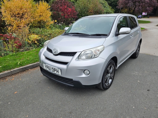 Used Toyota Urbancruiser 2011 for sale - 76225483: Photo 2