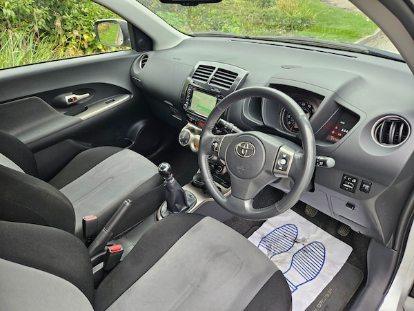 Used Toyota Urbancruiser 2011 for sale - 76225483: Photo 9