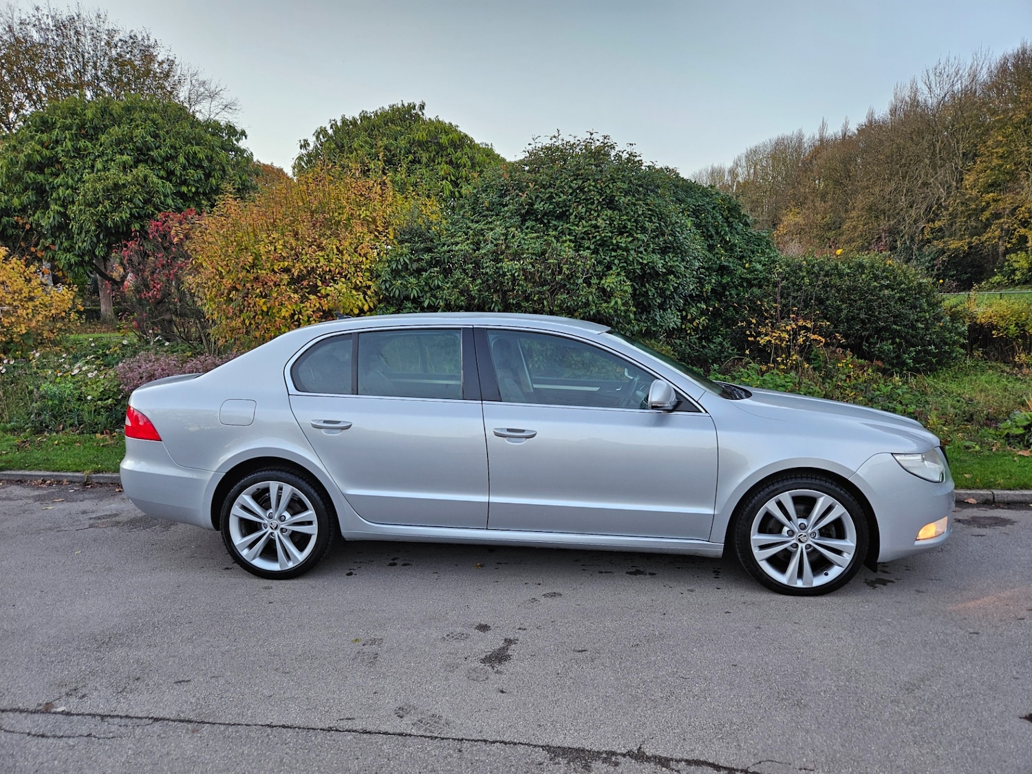 Used Skoda Superb 2013 for sale - 76418089: Photo 4