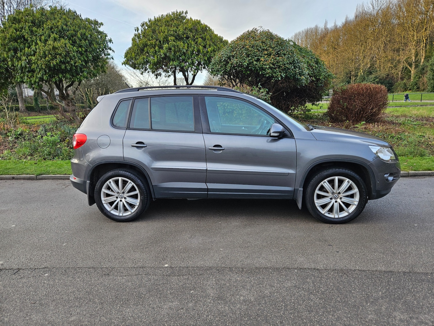 Used Volkswagen Tiguan 2011 for sale - 77073406: Photo 4