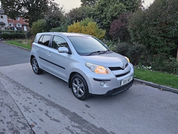 Used Toyota Urbancruiser 2011 for sale - 75976161: Photo