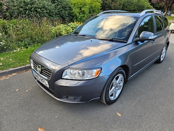 Used Volvo V50 2010 for sale - 75460464: Photo