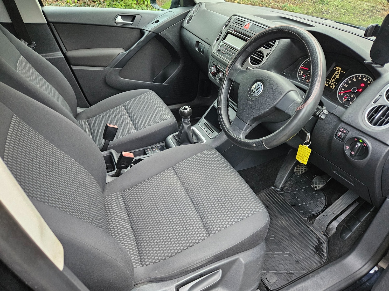 Used Volkswagen Tiguan 2010 for sale - 77073405: Photo 11