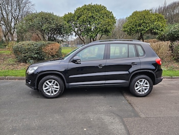 Used Volkswagen Tiguan 2010 for sale - 77073405: Photo