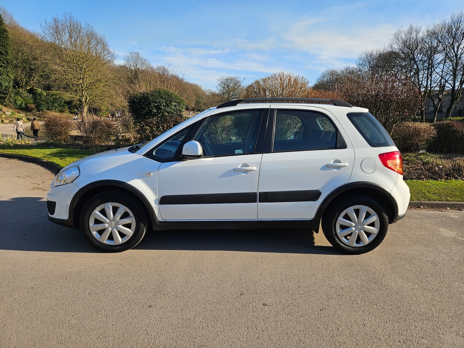 Used Suzuki SX4 2014 for sale - 77543710: Photo 4