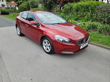 Used Volvo V40 2015 for sale - 78403059: Photo