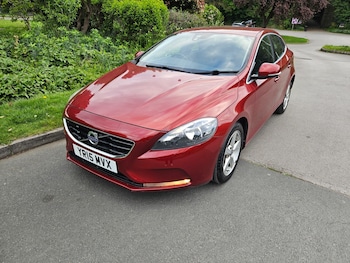 Used Volvo V40 2015 for sale - 78403059: Photo