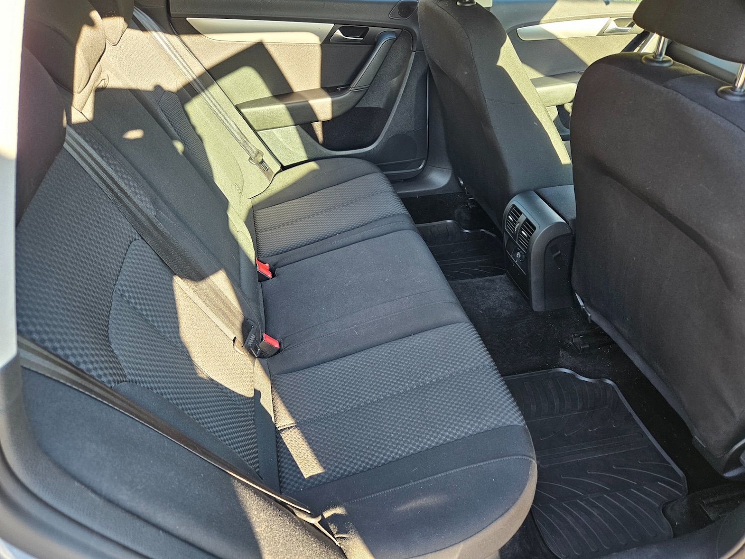 Used Volkswagen Passat 2013 for sale - 75976182: Photo 11
