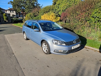 Volkswagen - Passat