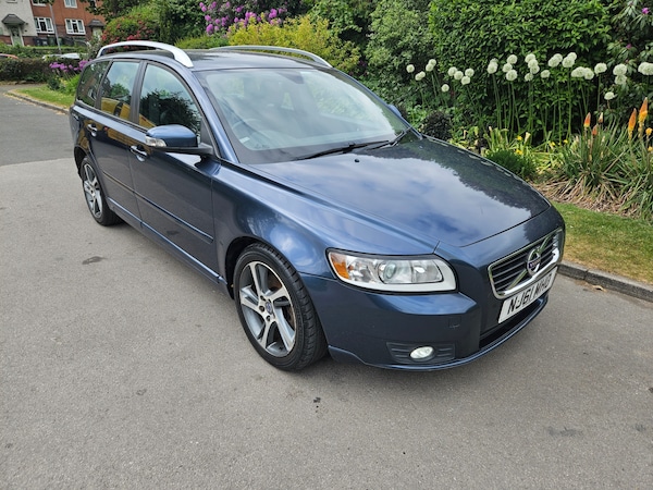 Used Volvo V50 2011 for sale - 74668554: Photo 1